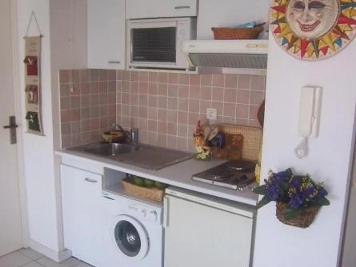 Lejlighed Appartement A Frejus Avec Terrasse Et Menage Inclus - Fr-1-226A-66