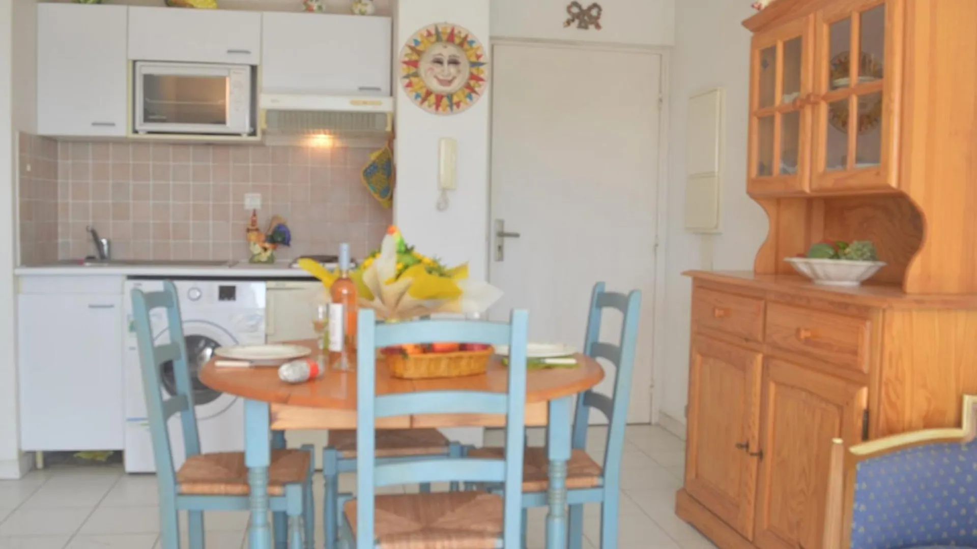 Appartement A Frejus Avec Terrasse Et Menage Inclus - Fr-1-226A-66 Frankrig
