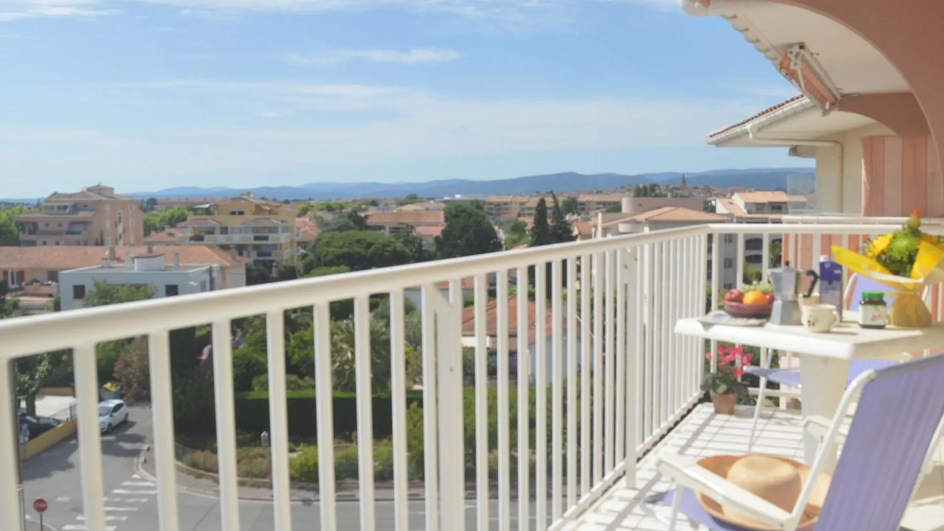 Appartement A Frejus Avec Terrasse Et Menage Inclus - Fr-1-226A-66